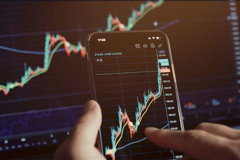 Real Estate Investing vs Stock Market Returns